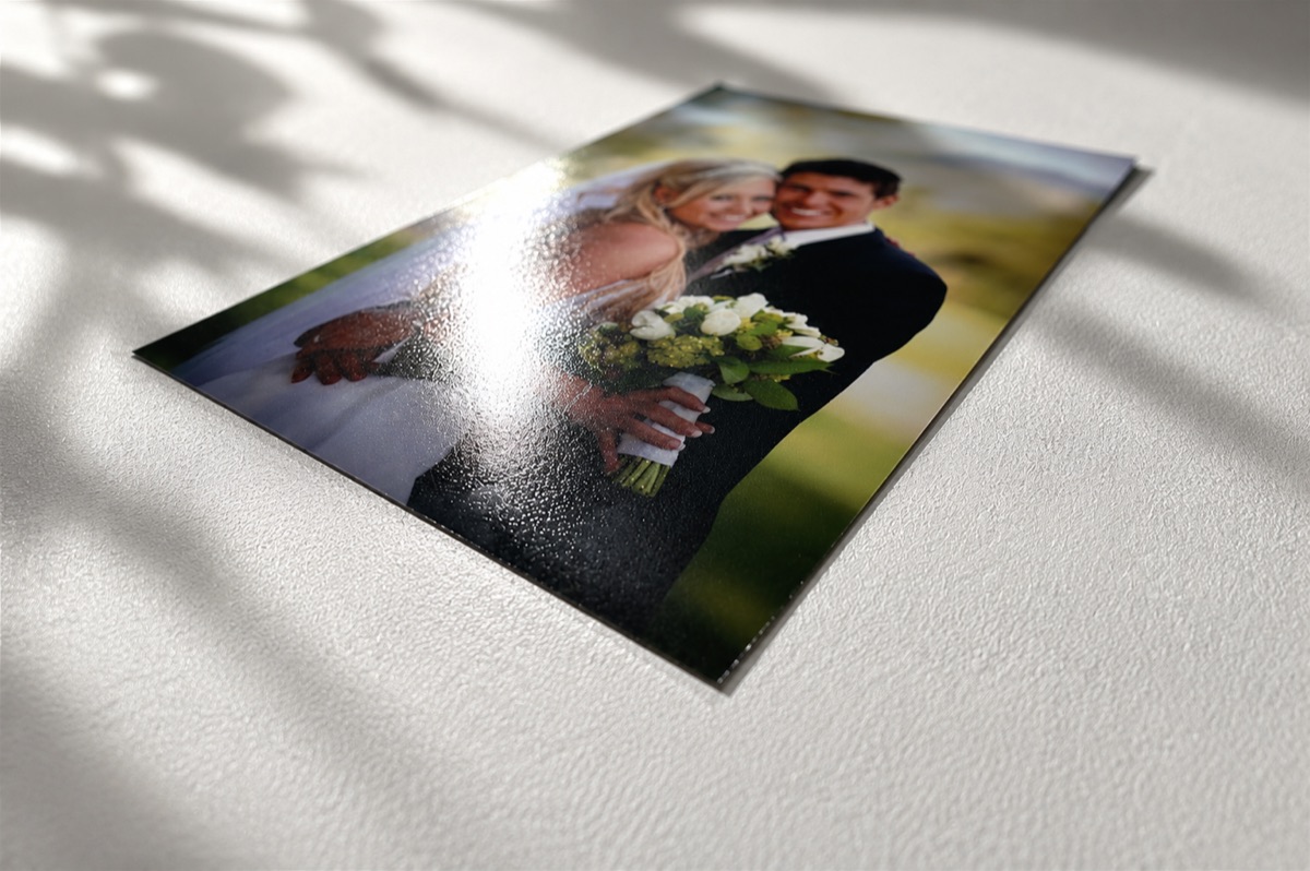 Superficie del papel lustre satinado fotografiada de cerca